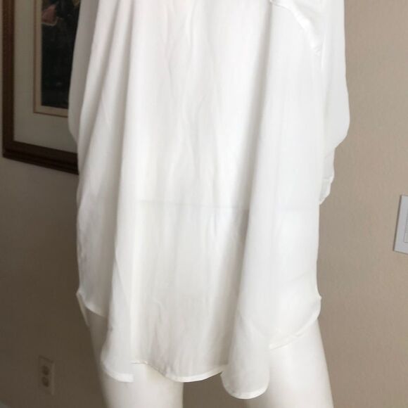 Lush White 3/4 Sleeve Collared Blouse Sz Small - Picture 4 of 8